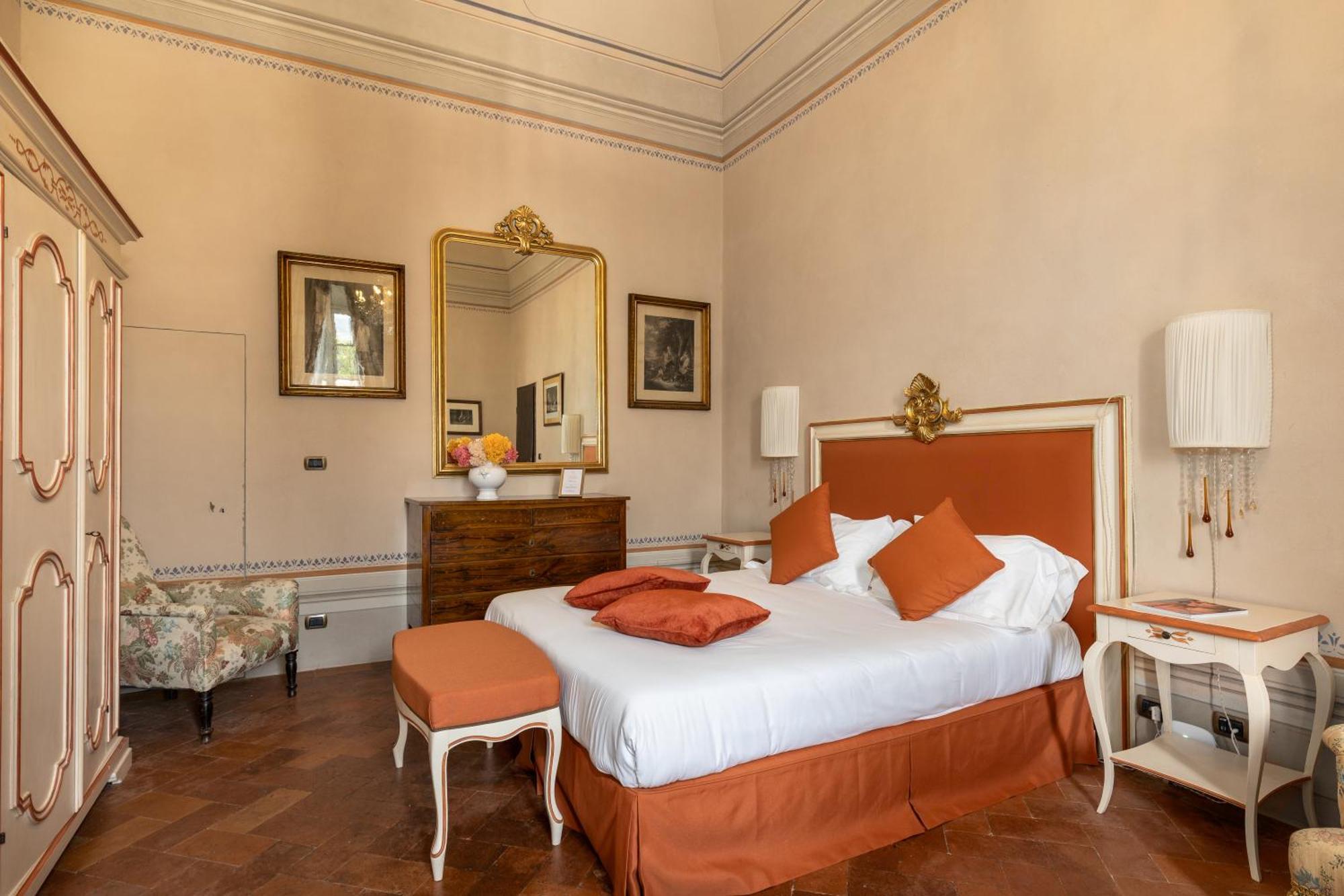 Villa Scorzi - Relais De Charme (Adults Only) Calci Phòng bức ảnh